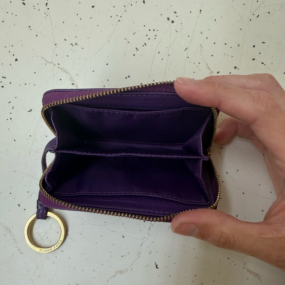 Tory Burch Deep Purple Leather Zip Card Case with Keychain and Gold hardware - Picture 9 of 16